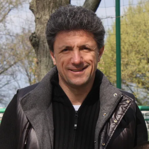 Photo de profil de Gheorghe Popescu