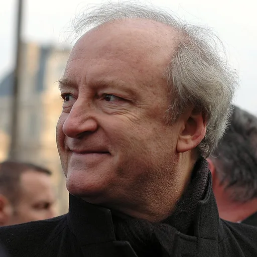 Photo de profil de Hubert Védrine