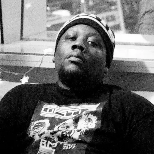 Photo de profil de JR O Crom