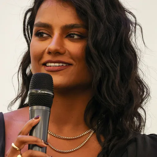 Photo de profil de Simone Ashley