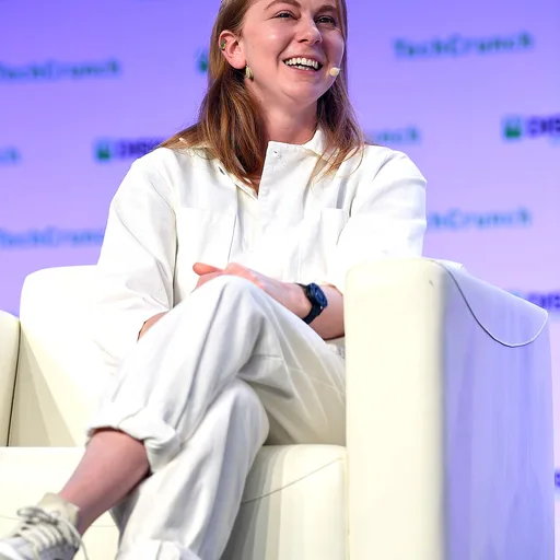 Photo de profil de Simone Giertz
